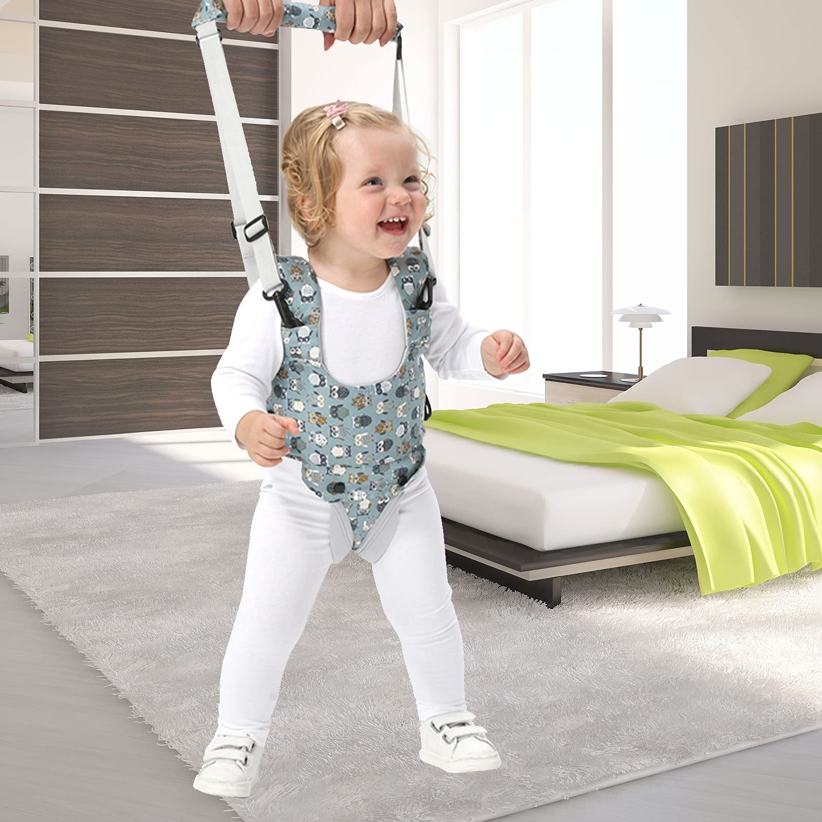 IULONEE walker safety harness provides gentle guidance for first steps
