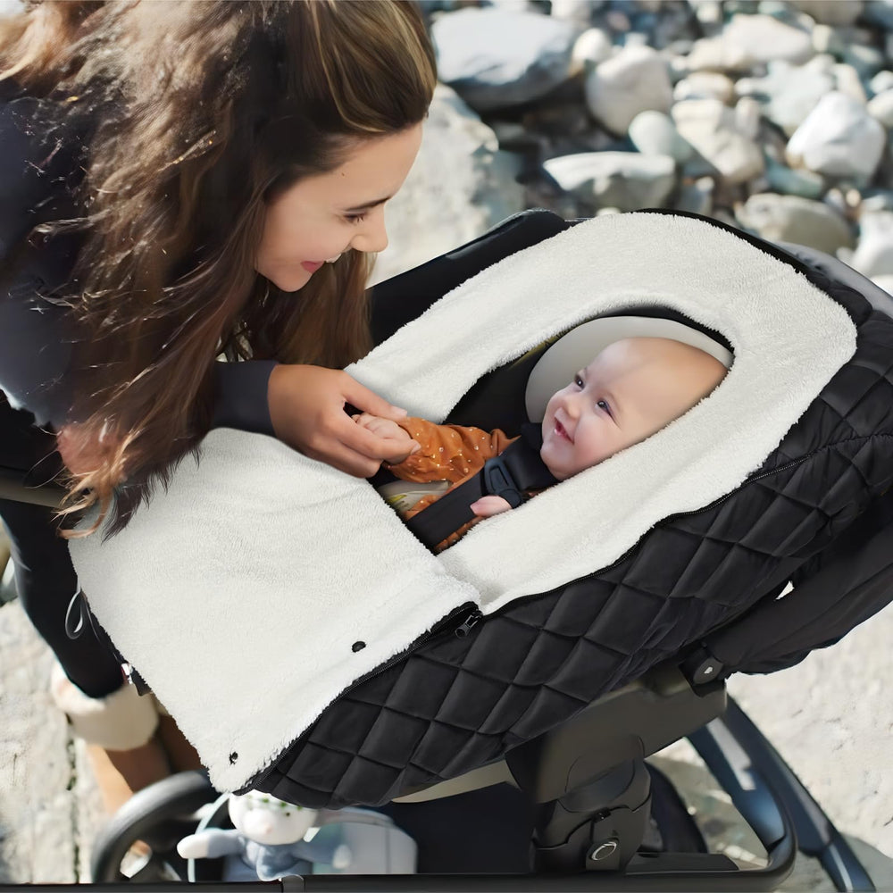 IvyWind elastic-edge-fit for a snug, universal fit.