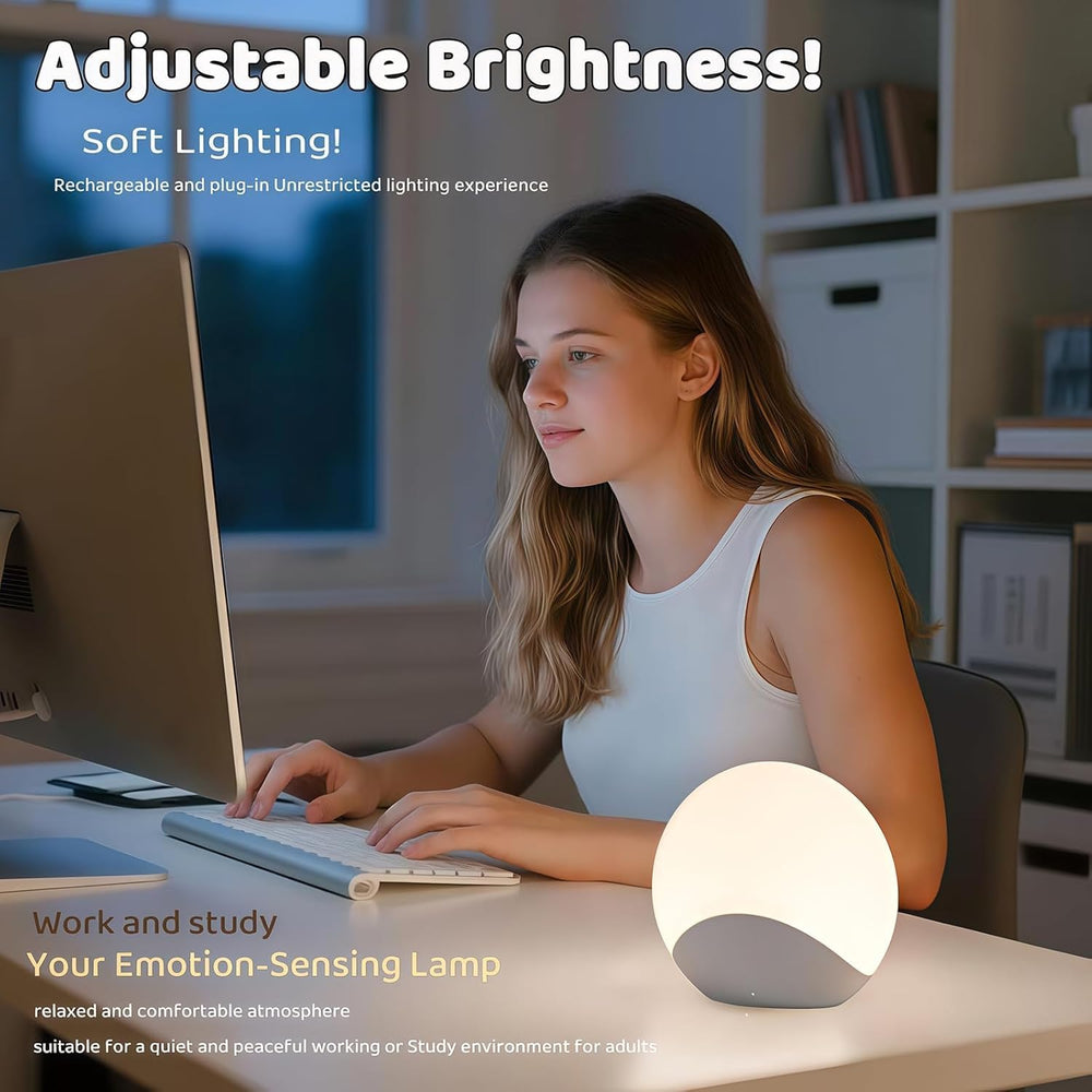 IYT rechargeable night light with 2000mAh battery for long use