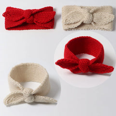 IZUS rabbit knot design adds cute styling to everyday outfits.