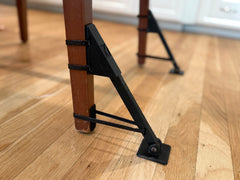 Jackaroo Leg Classic installation is quick and tool-free for busy families