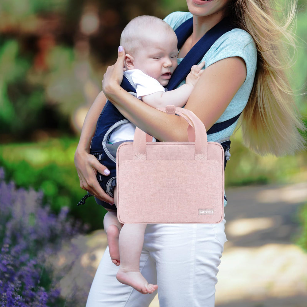 JAFFZORA bag fits 9-ounce bottles with an ice pack example inside