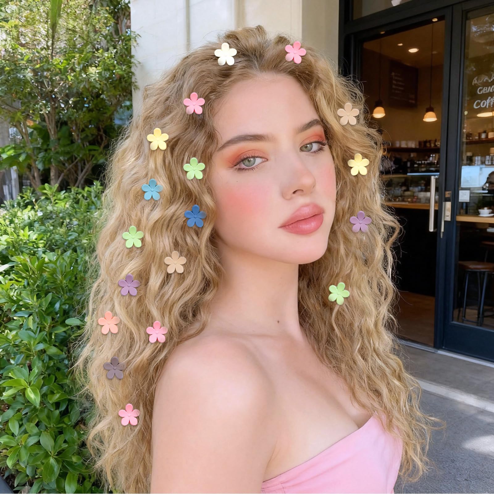 JANYUN peach accent clip complements outfits with soft color.