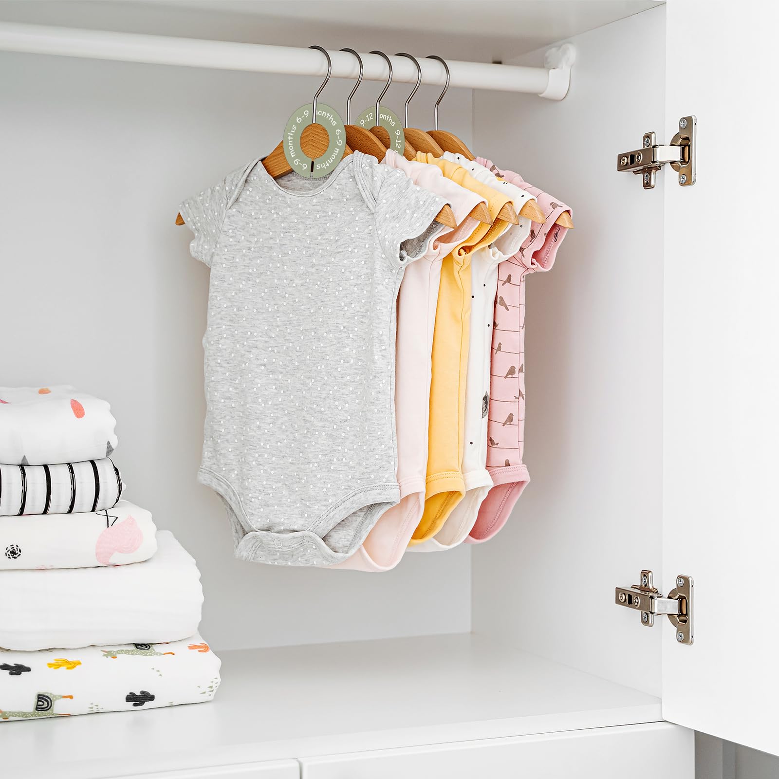 JarThenaAMCS newborn-to-24month wardrobe divider suits nursery storage needs.