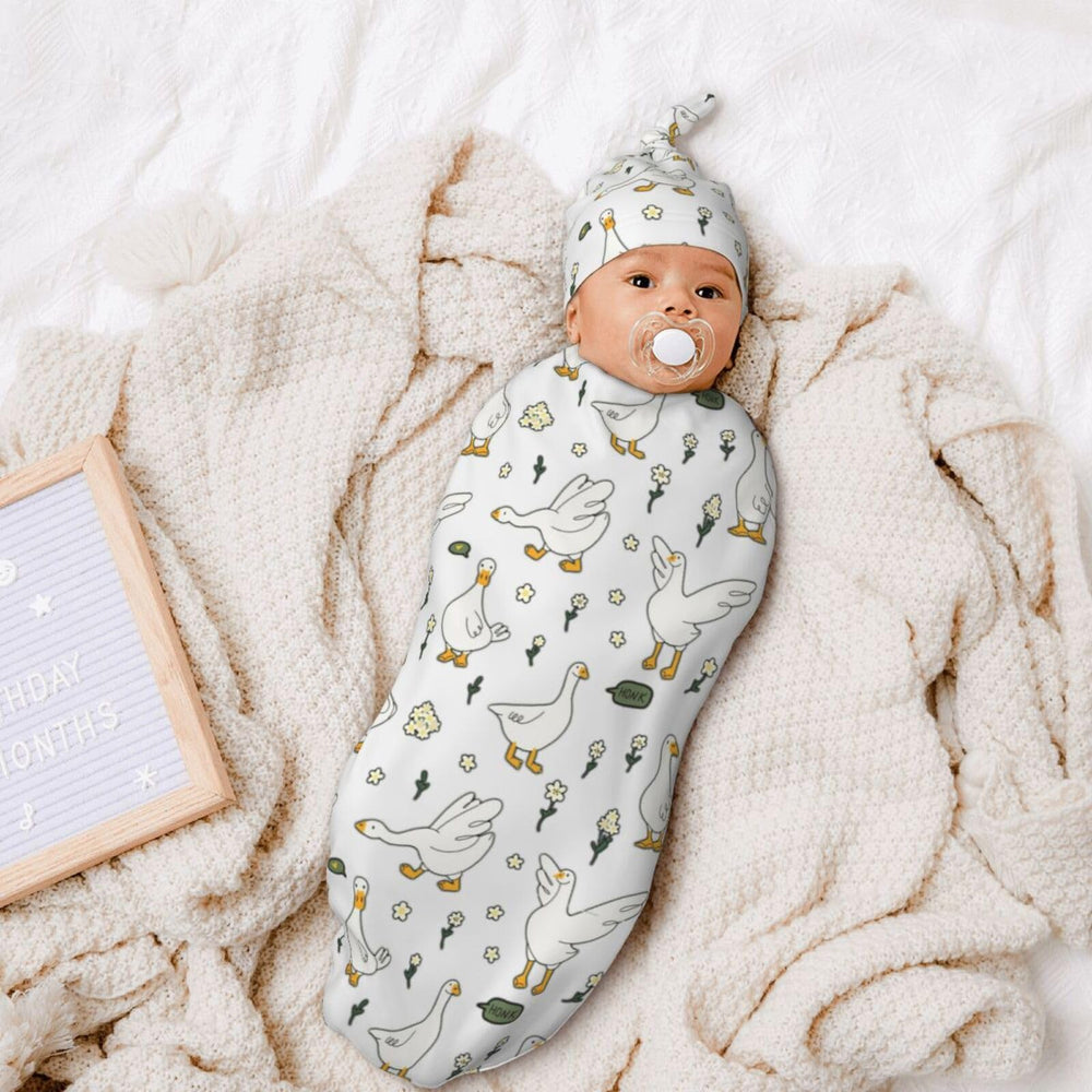 Jarverce Goose Swaddle Blanket four-seasons use supports photo-ready outfits.