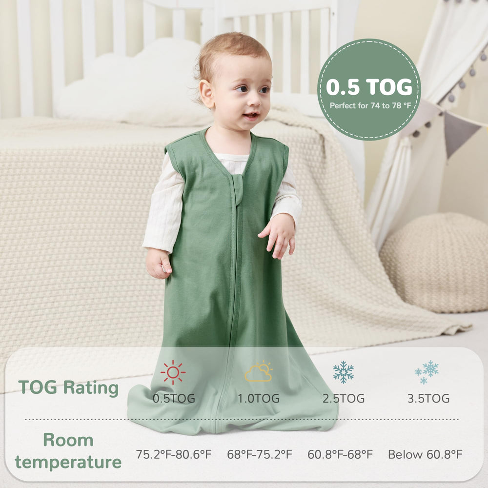 JELLYMONI baby sleep sack shows easy diaper changes with bottom zipper access.