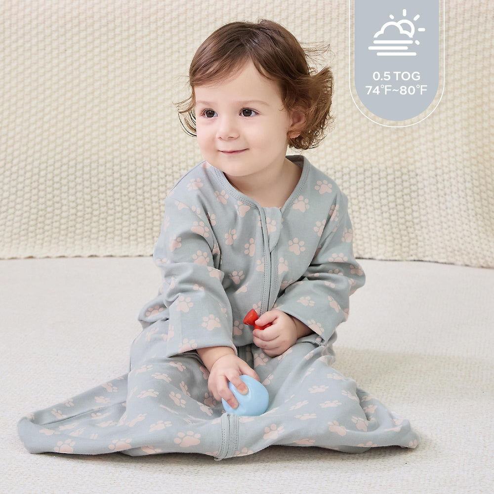 JELLYMONI sleep sack with mitten cuffs keeps tiny hands warm