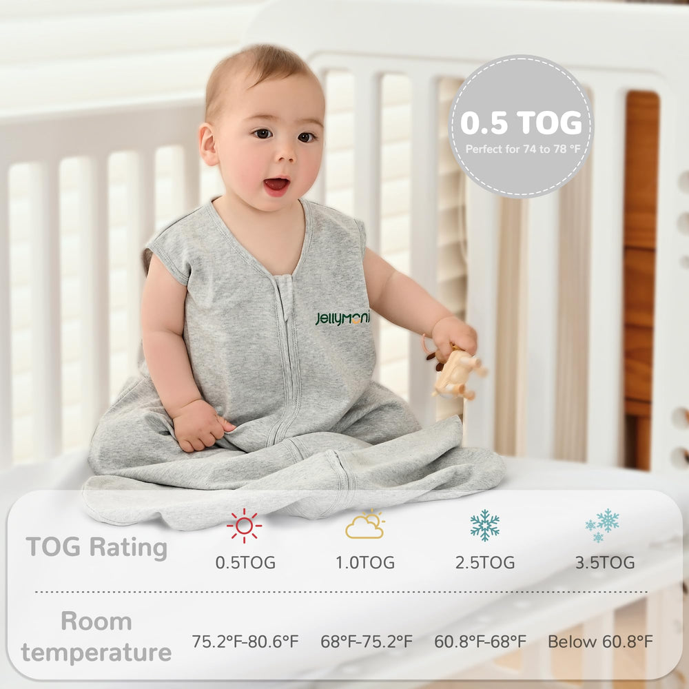JELLYMONI baby wearing sleep sack illustrates freedom of movement.