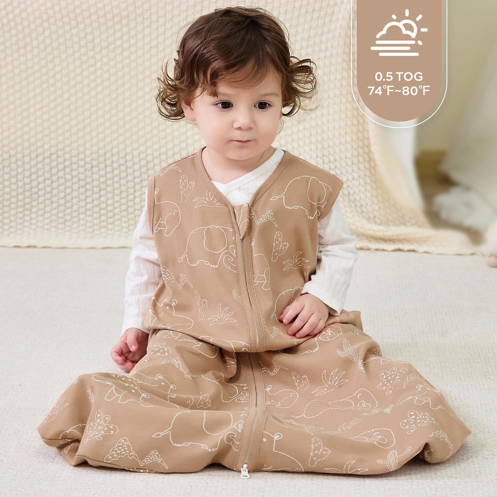 JELLYMONI two-way zipper detail enables easy dressing and diaper changes