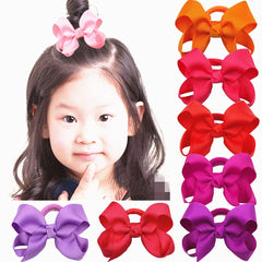 Jiaayuell 3-inch bow with ribbed grosgrain texture adds a polished touch.