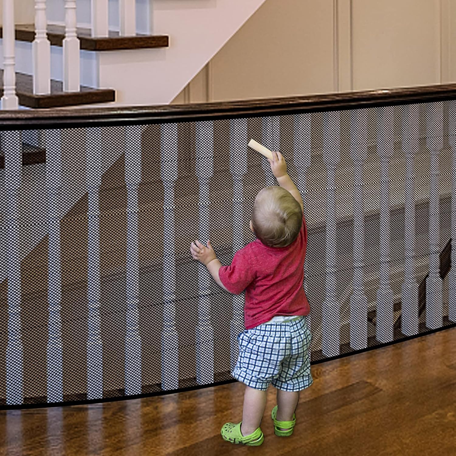 JIFTOK Stairway Net assembly demonstrates simple setup for safe stairs.