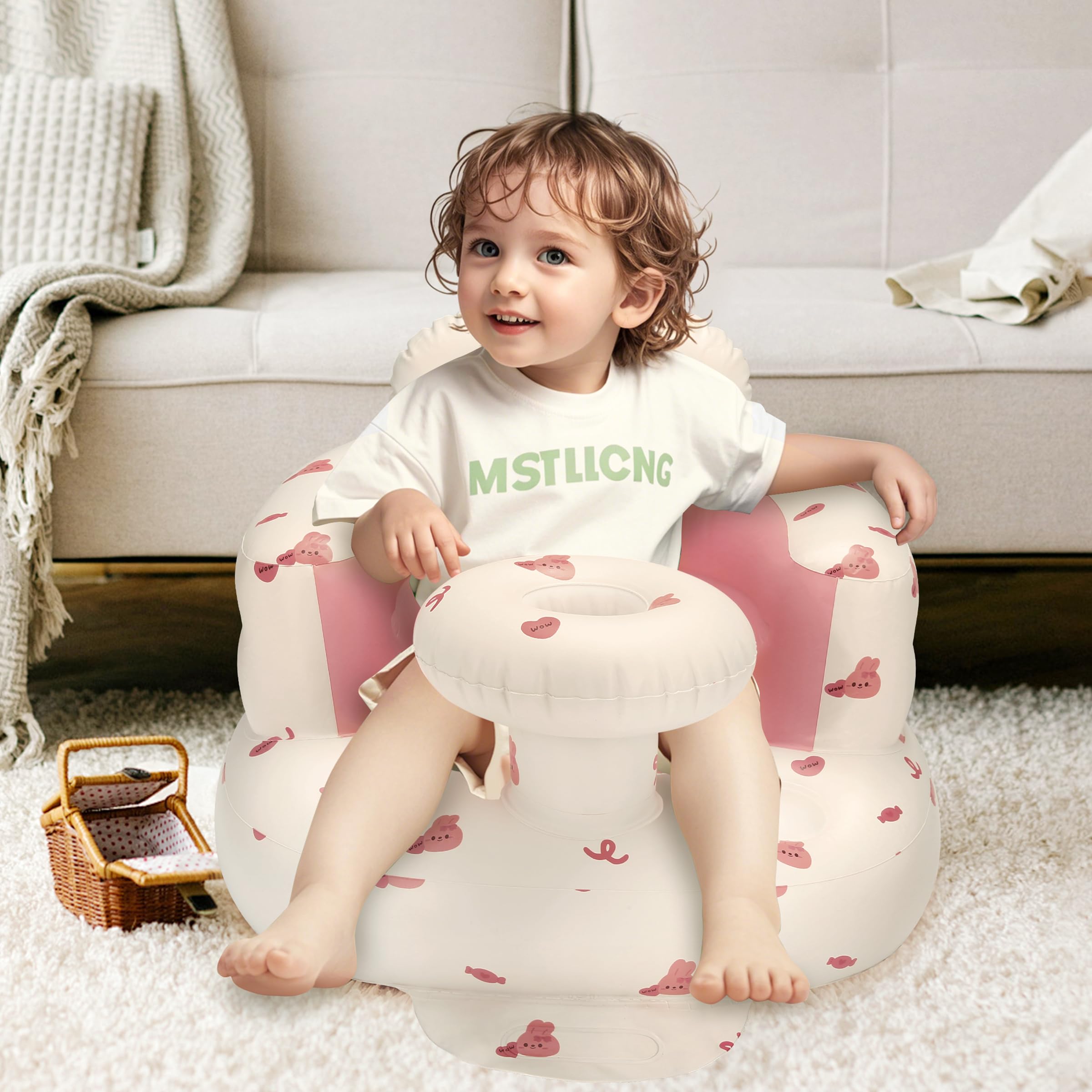Jikasho ring backrest provides ergonomic support for baby's head and spine.