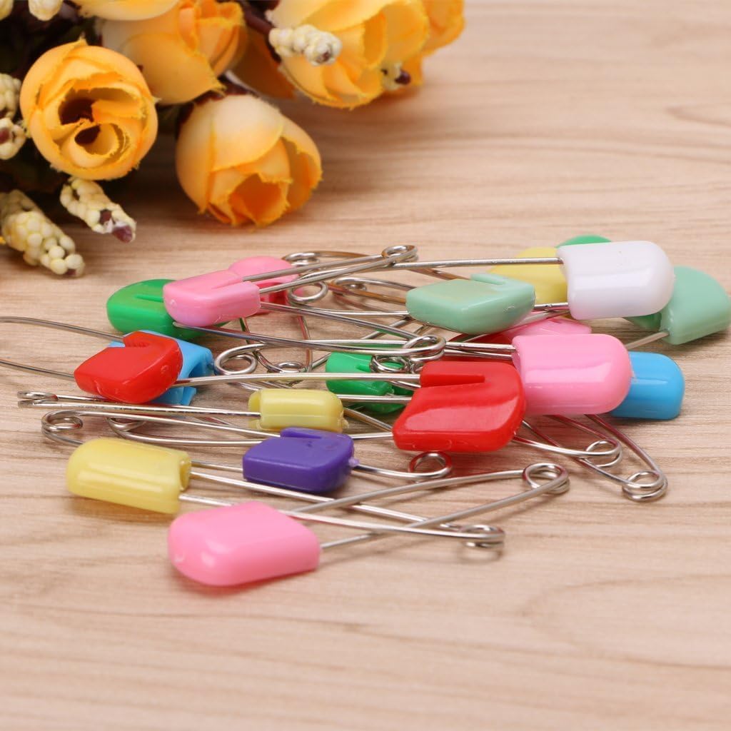 Jinshining safety pins in a sewing kit scenario