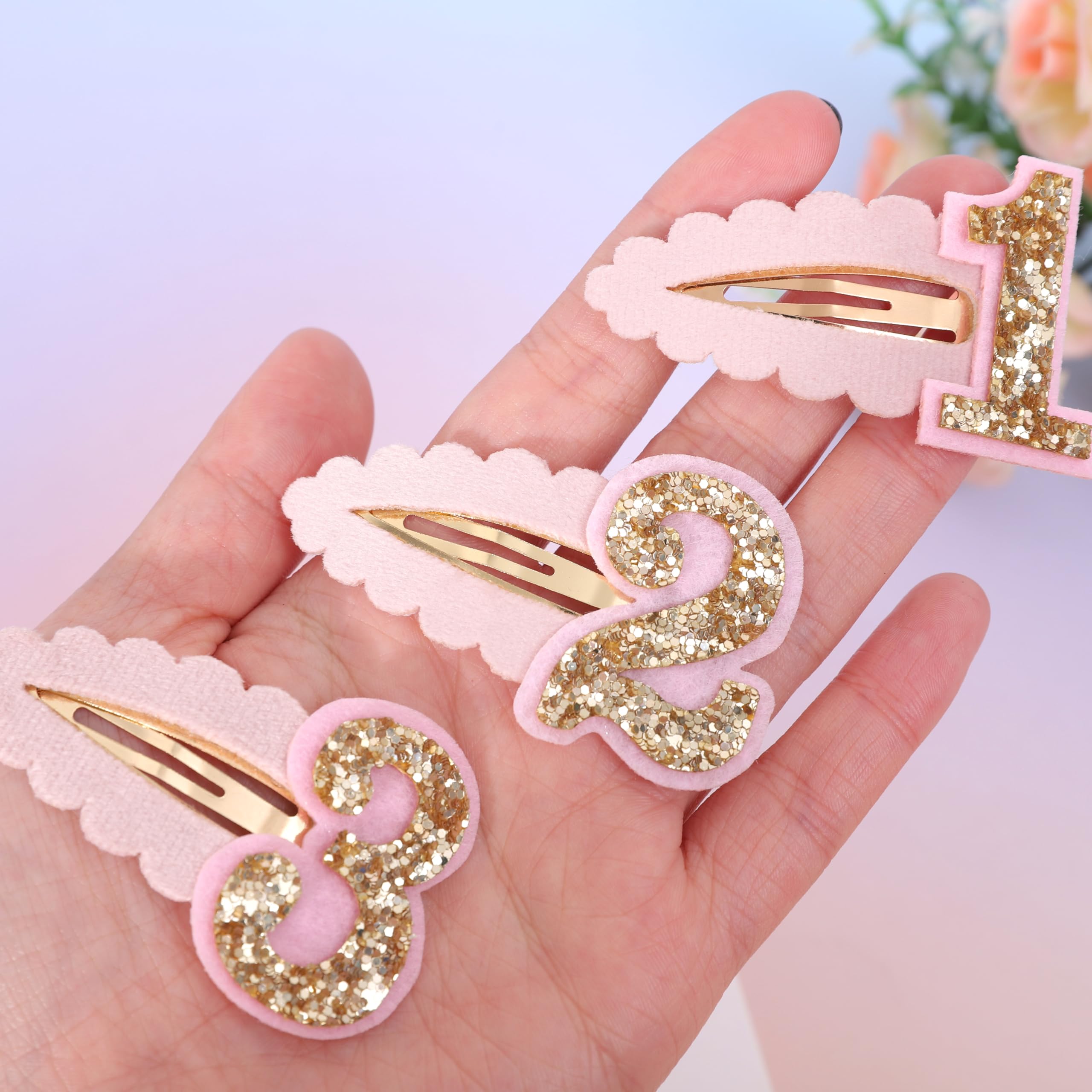 Jissoo baby party hair clip adds festive sparkle to any look.