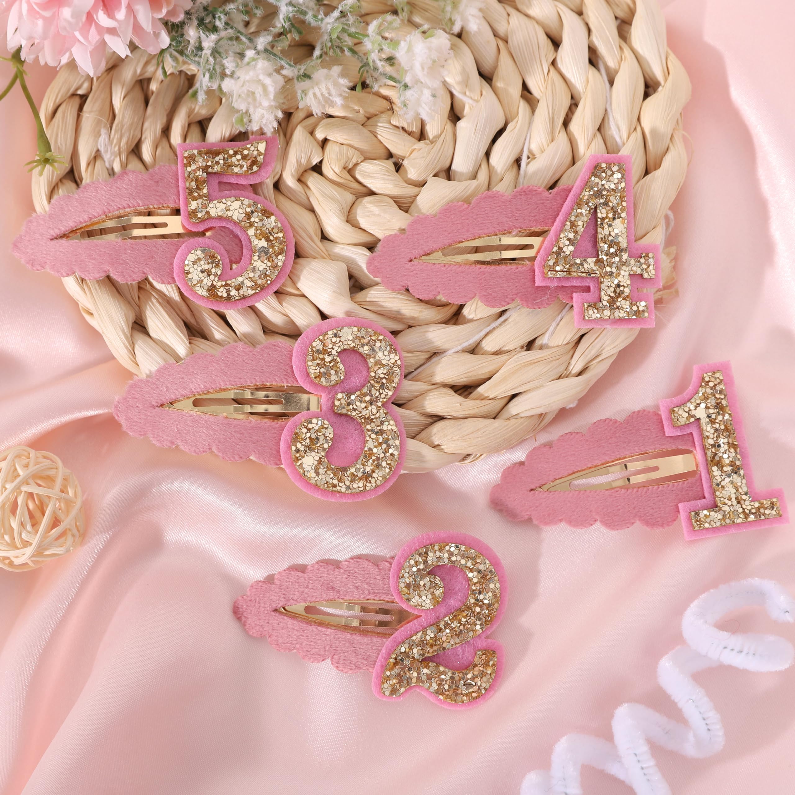 Jissoo versatile accessory to decorate hair, outfits, and bags.