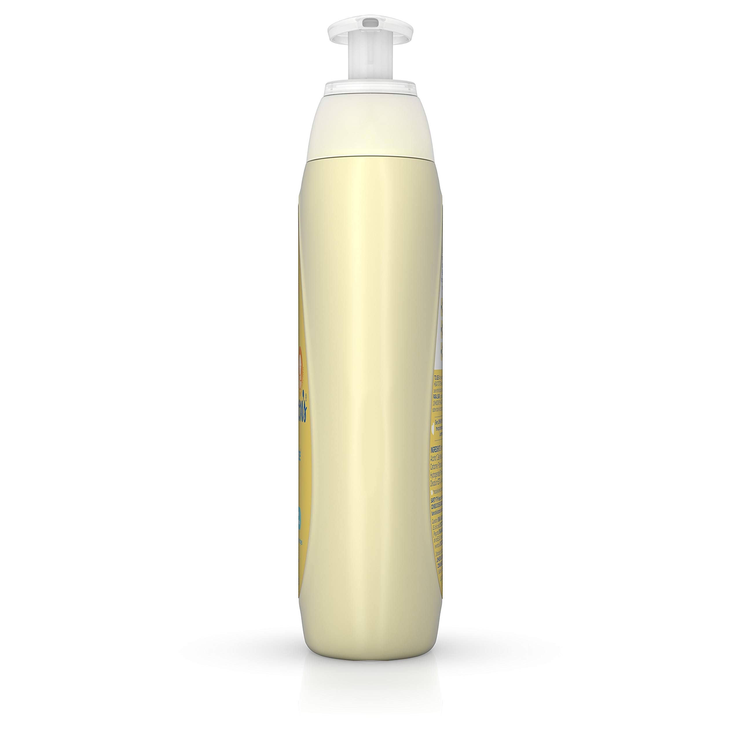 Hydrated newborn skin after using Johnson's Head-to-Toe lotion.