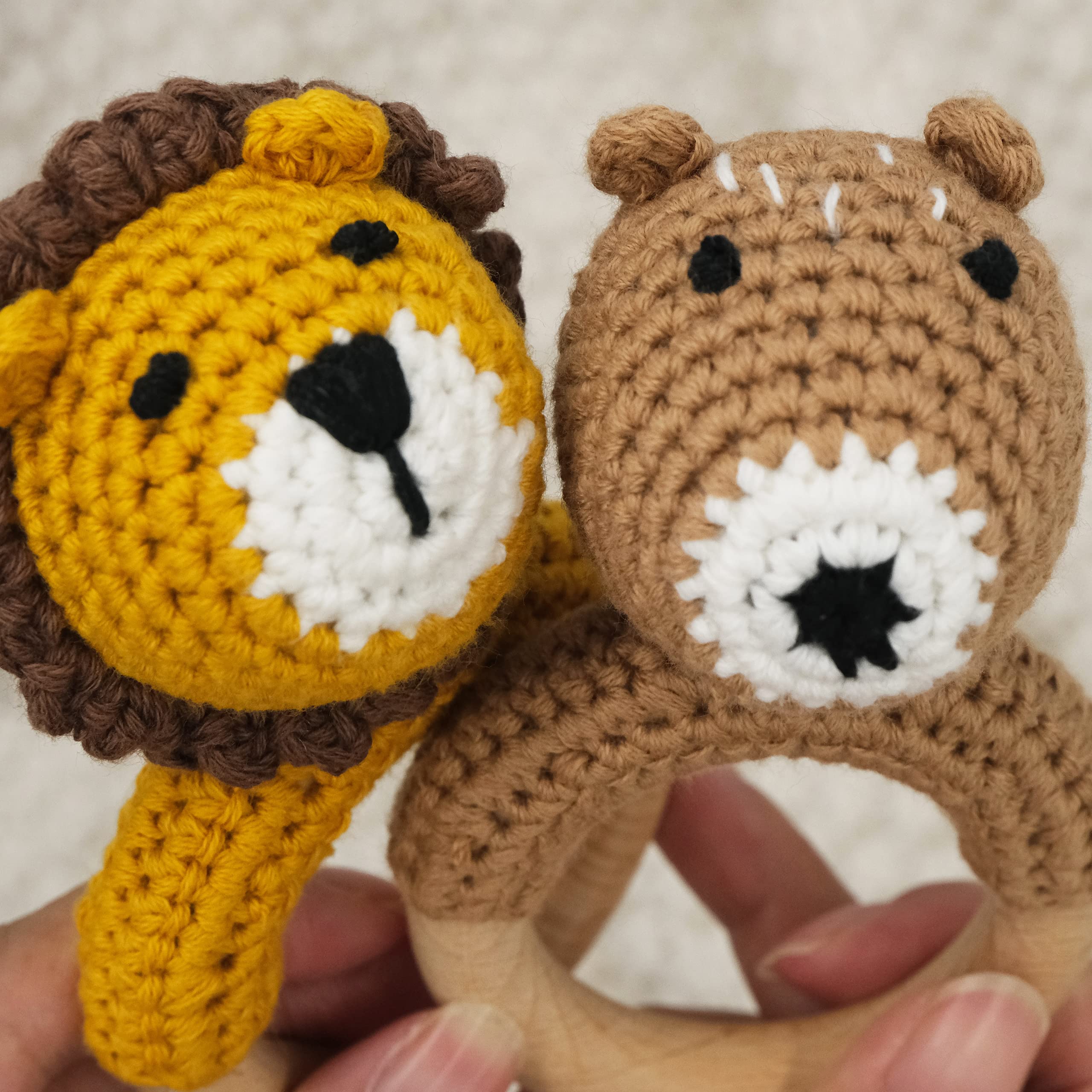 Joliecraft cotton yarn rattle delivers gentle sound for babies exploration