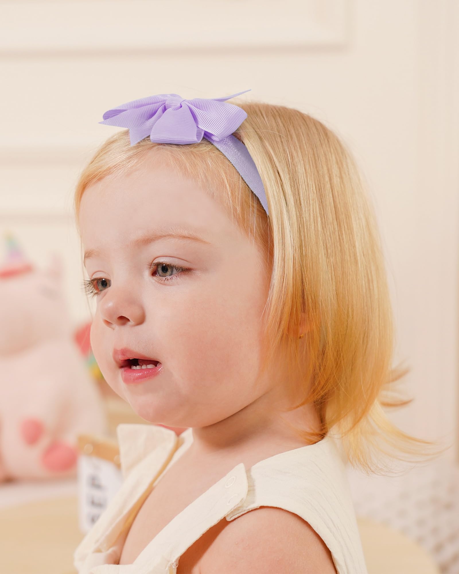 Jollybows 3-inch bows add charming detail to infants hairstyles