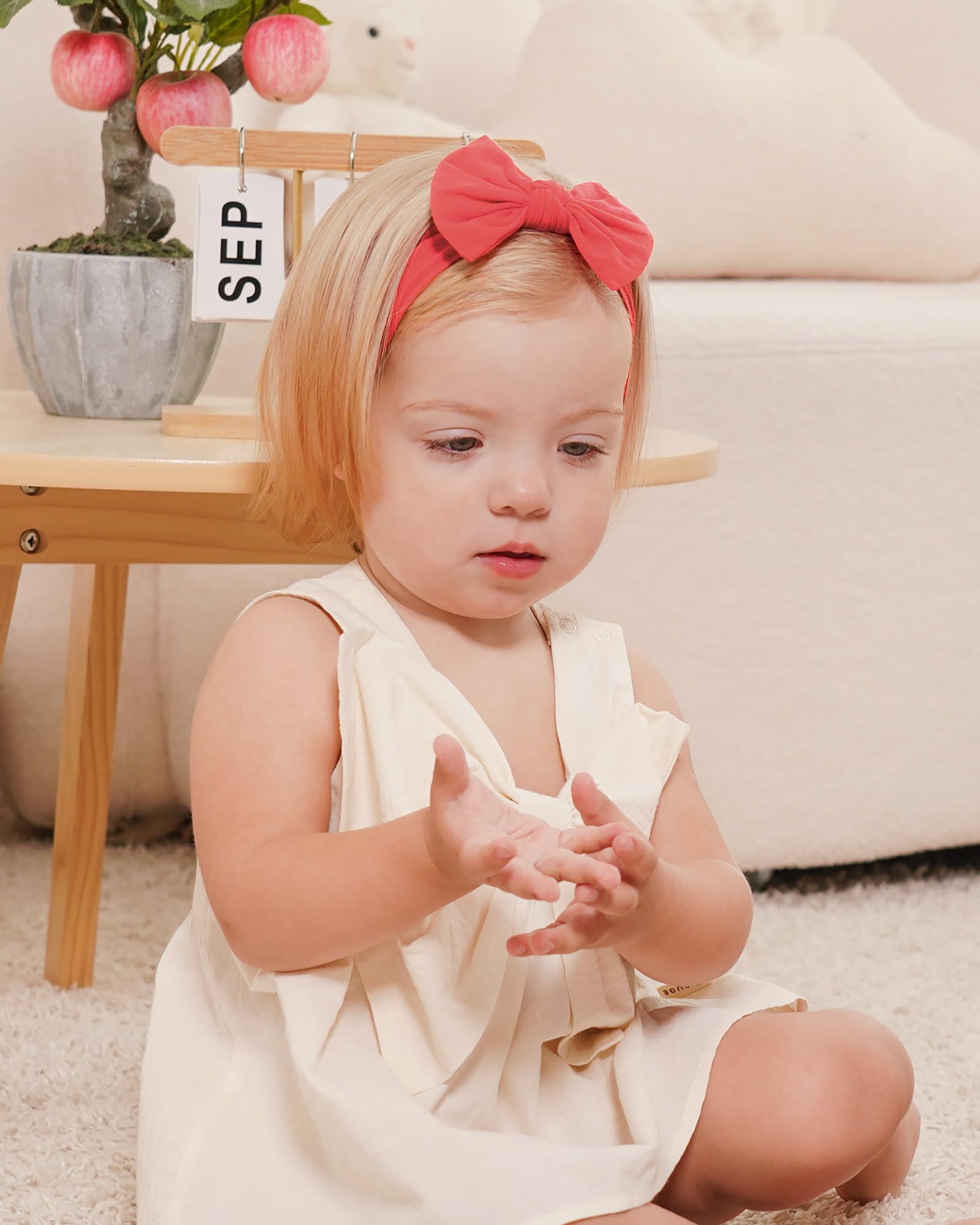 Jollybows newborn headbands with bows; gentle fit reduces irritations