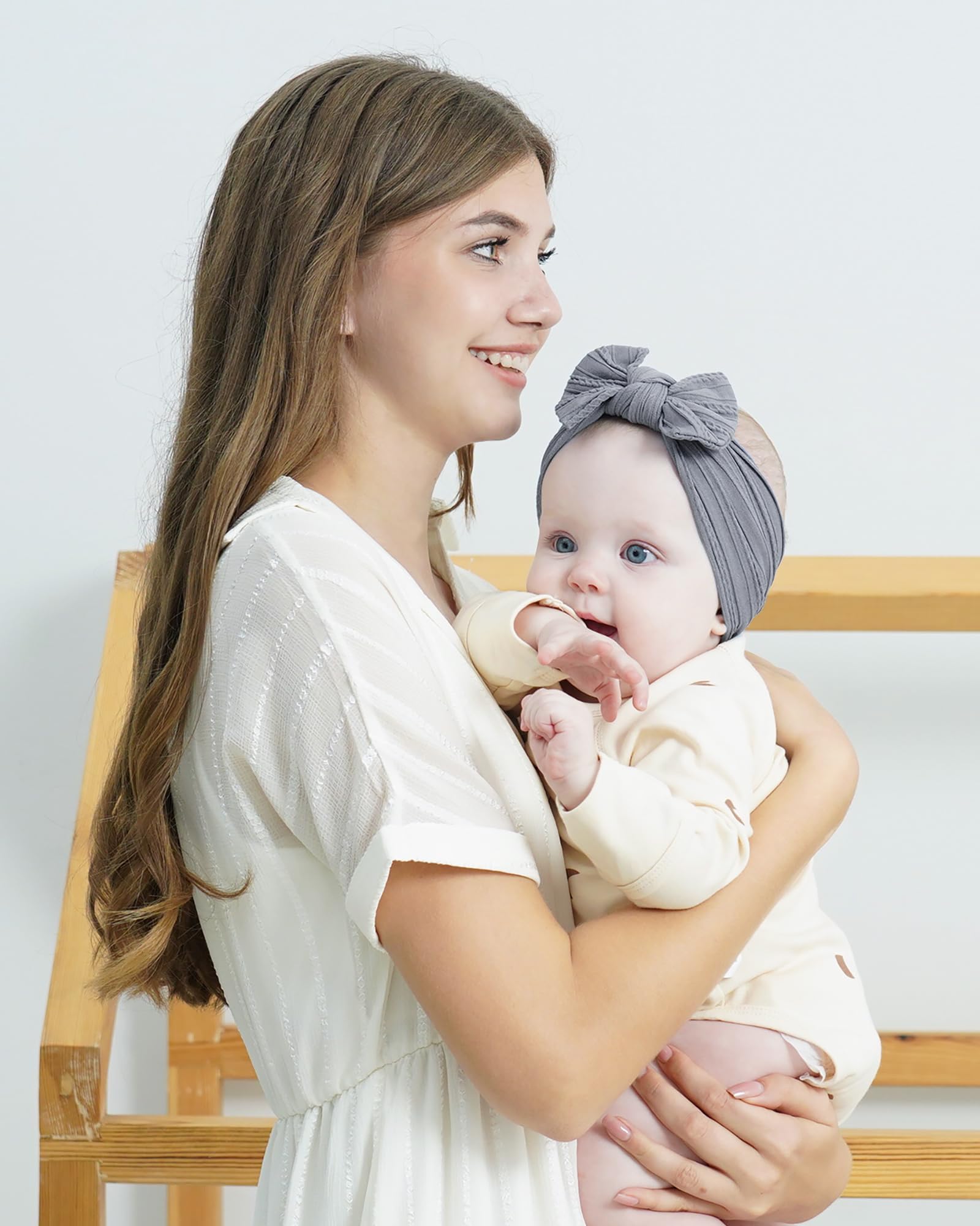 Jollybows breathable material for lightweight daily wear.