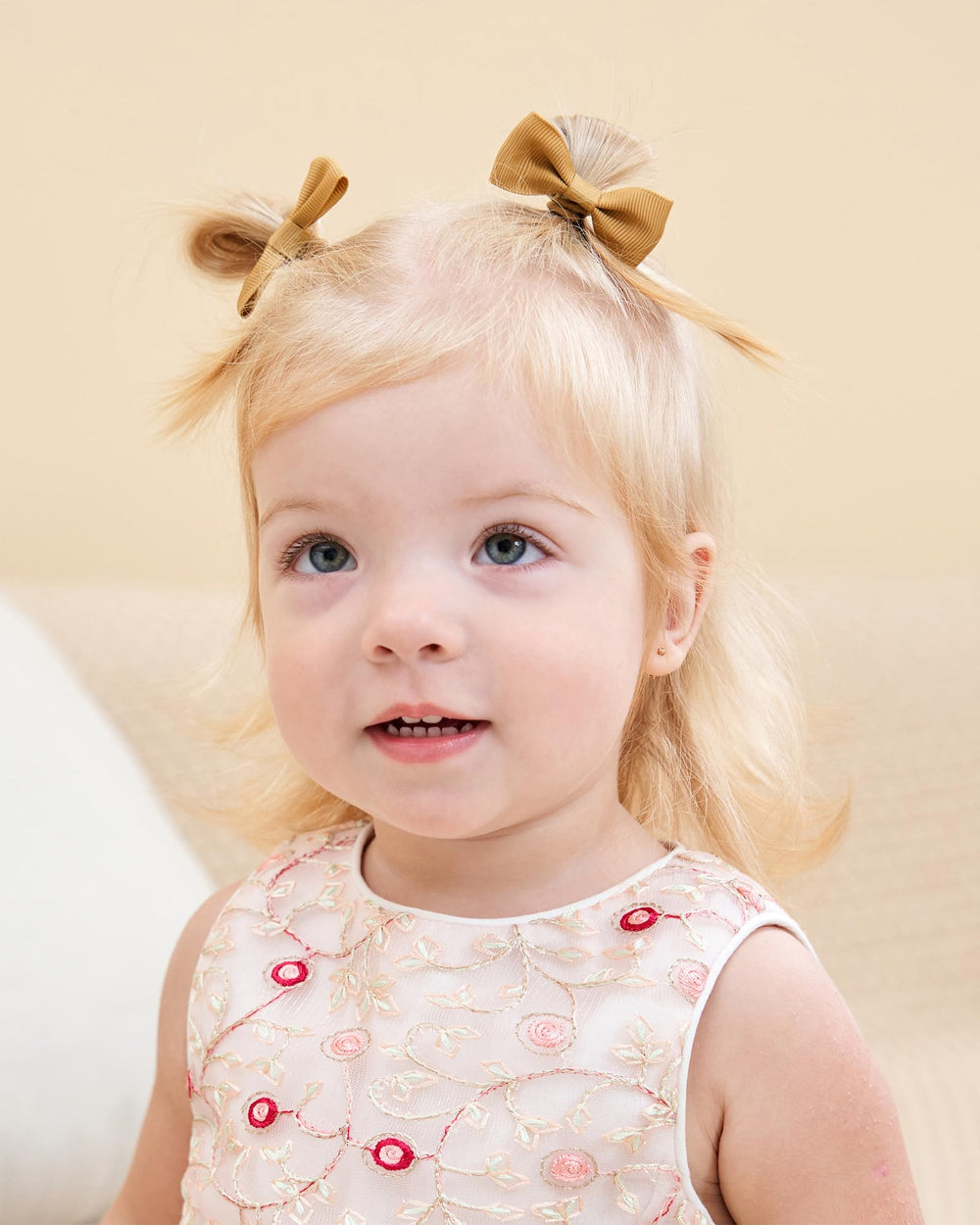 Jollybows ideal for family photos and special occasions.