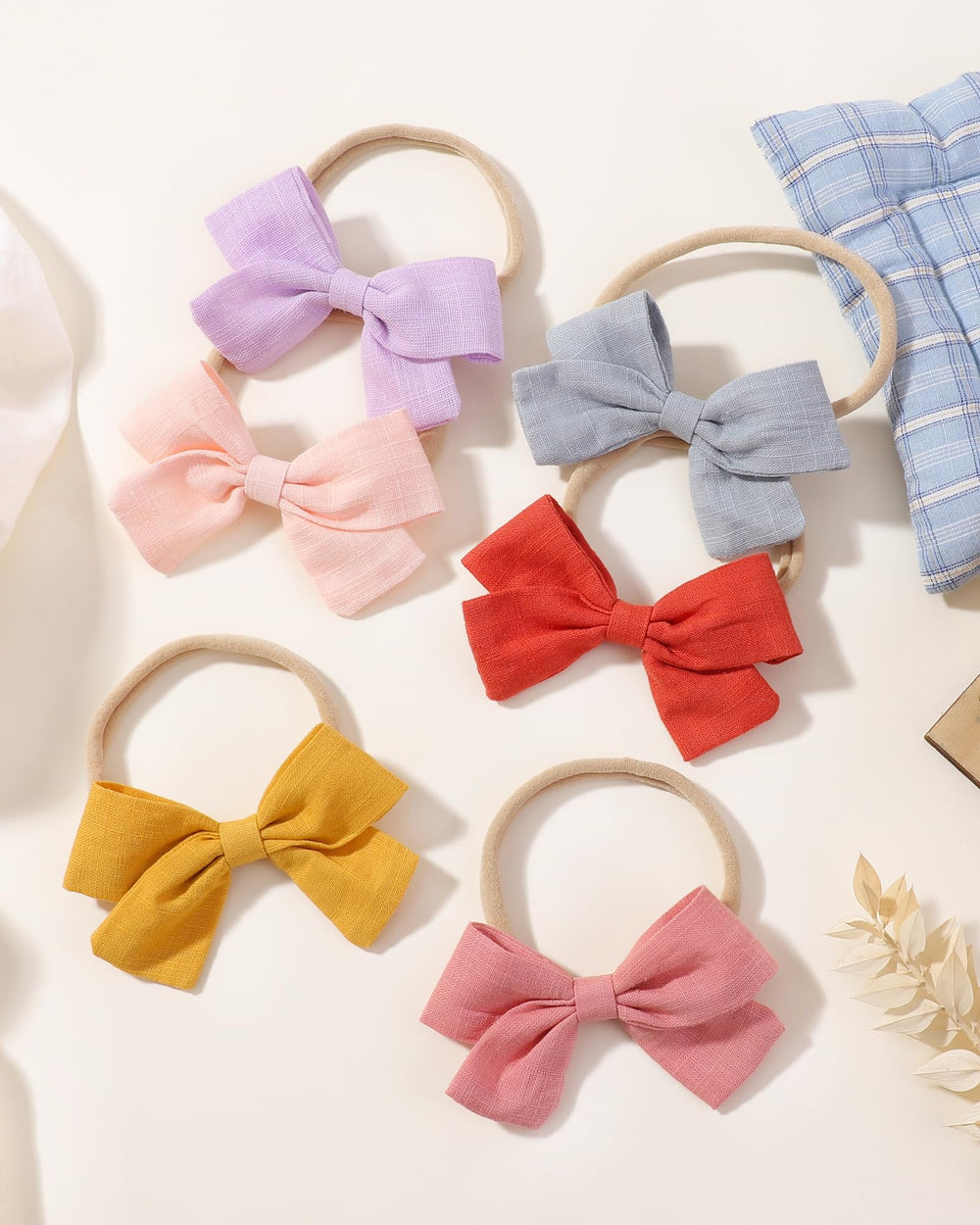 Jollybows elastic headband detail for secure fit