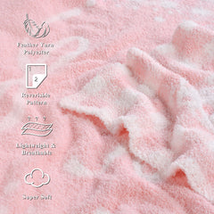 JOOJA lightweight travel blanket is ideal for on-the-go snuggles.