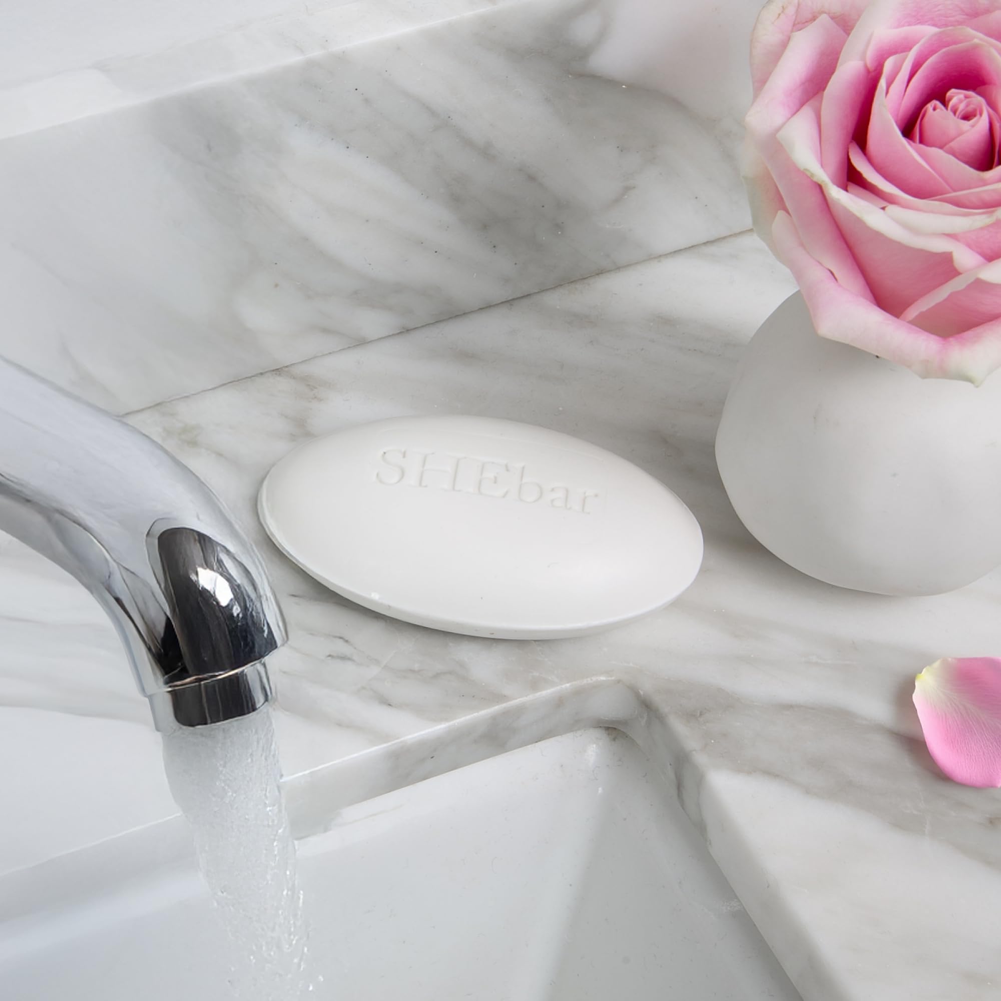 Joylux Shebar uses clean ingredients free from parabens for sensitive areas.