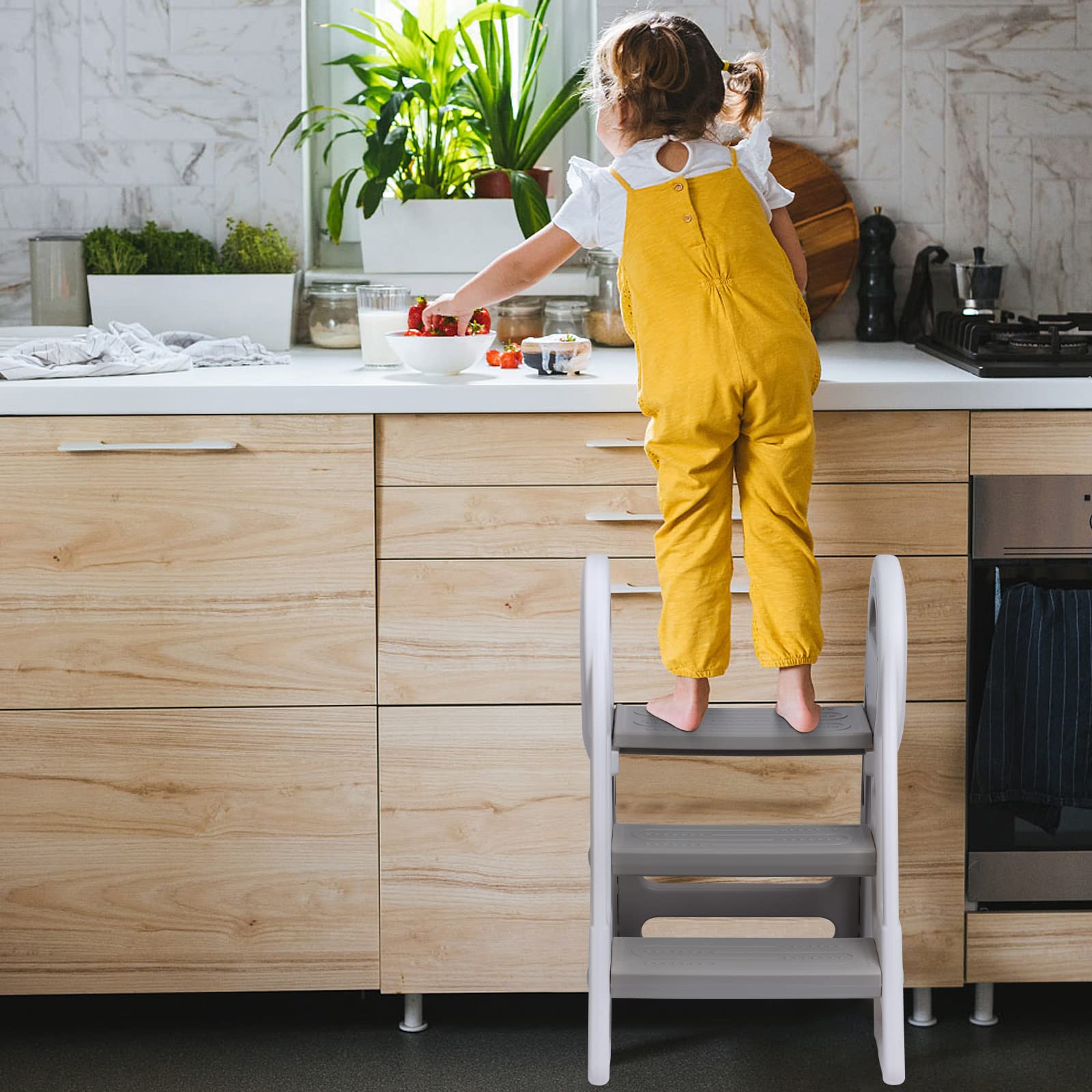 JoyrChld Step Ladder 3-Step grey pedal detail highlights non-slip steps
