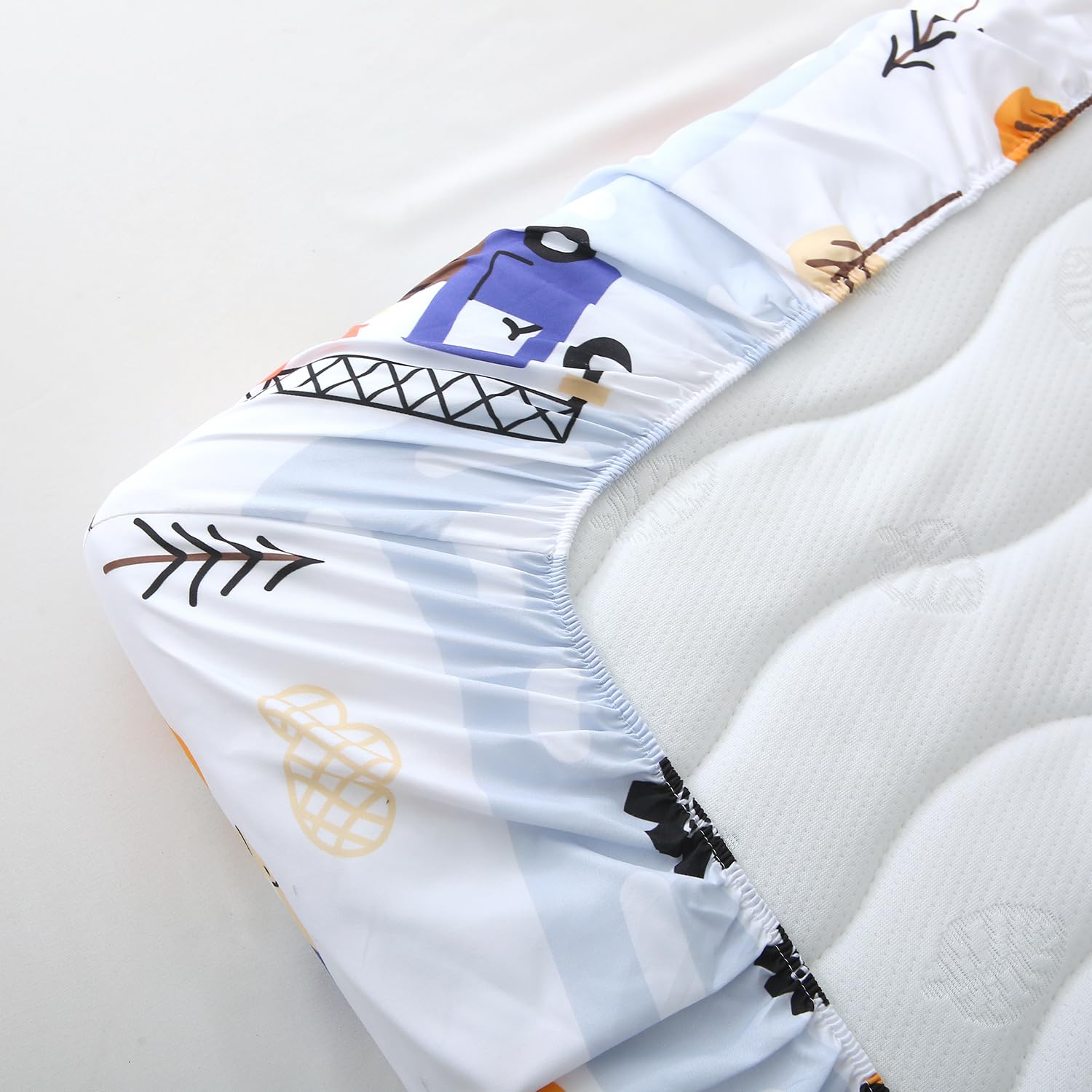 Ready-to-use JQWUPUP bedding set simplifies quick bed setup for families