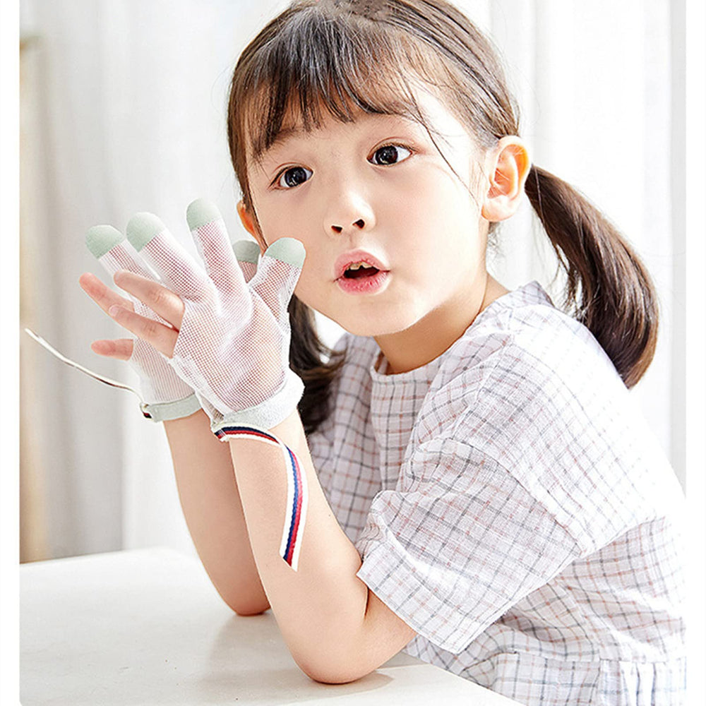 JRBJPDJ adjustable-strap closeup shows secure fit for growing hands