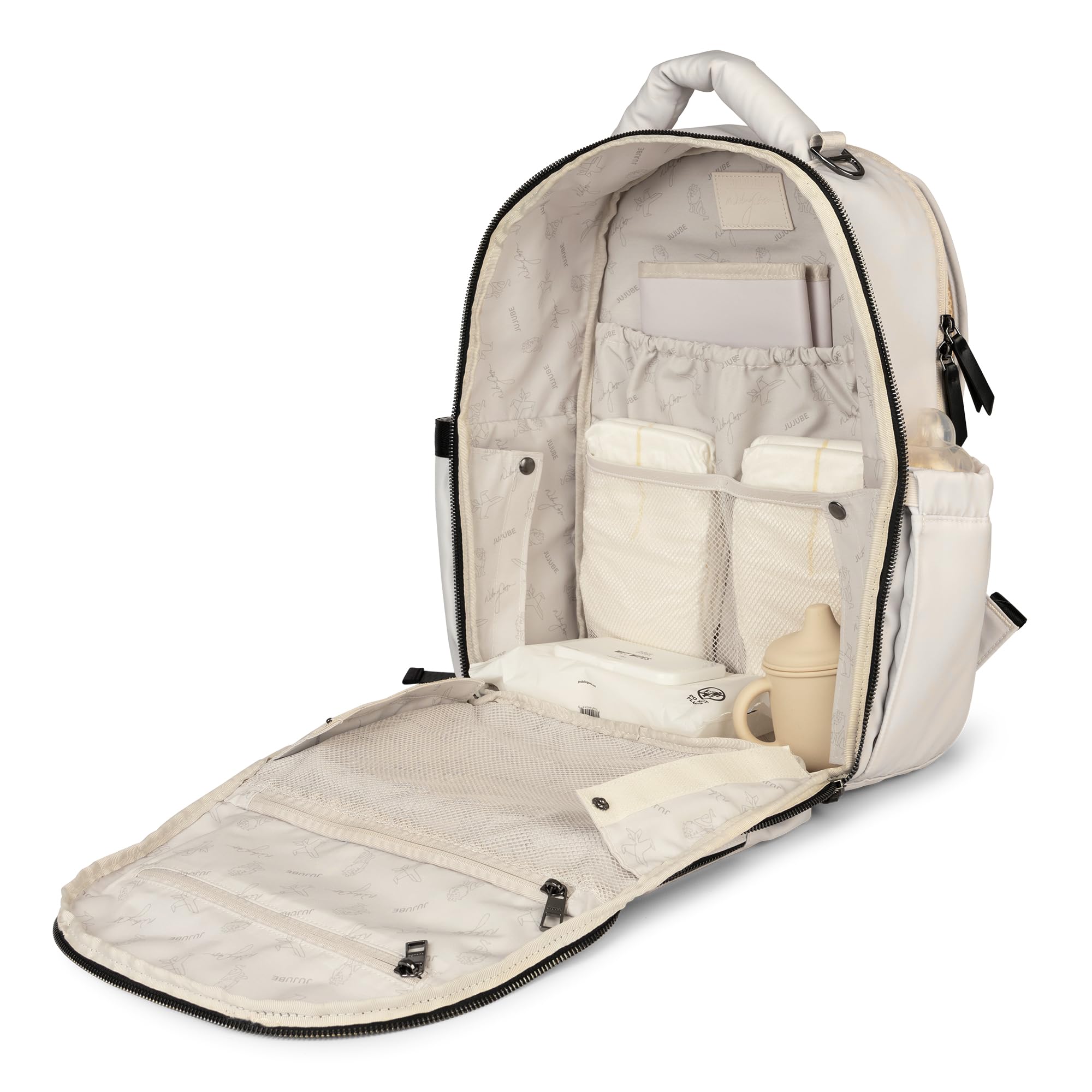 JuJuBe x Witney Carson padded straps reduce shoulder strain during busy days.