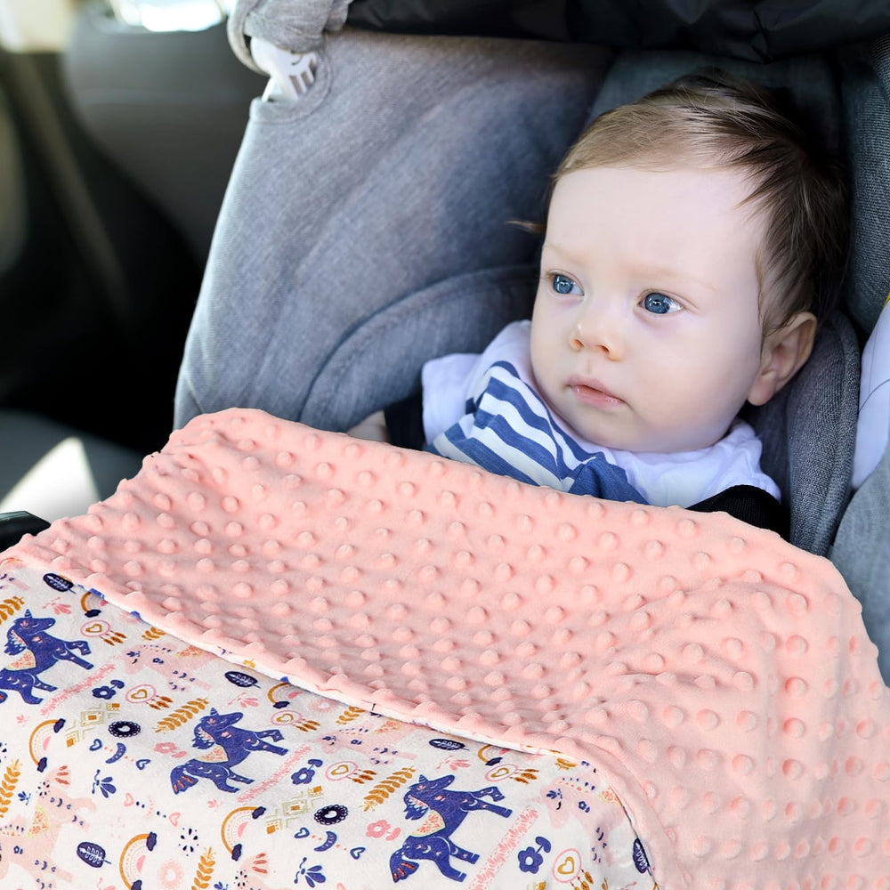 Jundetye blanket on toddler bed suitable for travel and cuddling