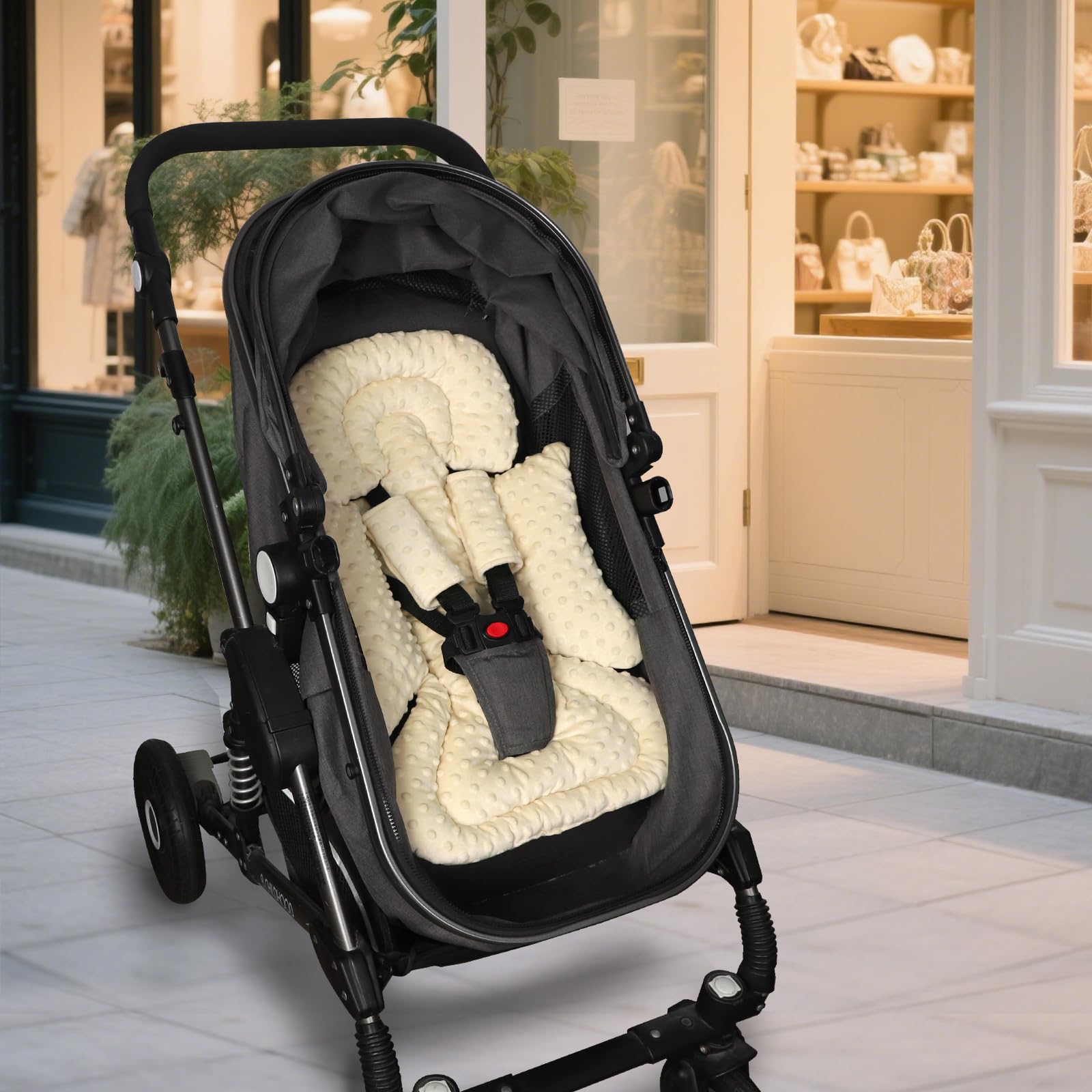 Jundetye bouncer compatibility helps keep little one comfortable during play