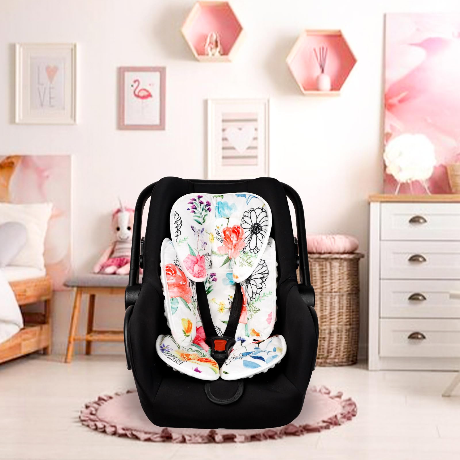 Jundetye floral design adds cute style to baby gear.