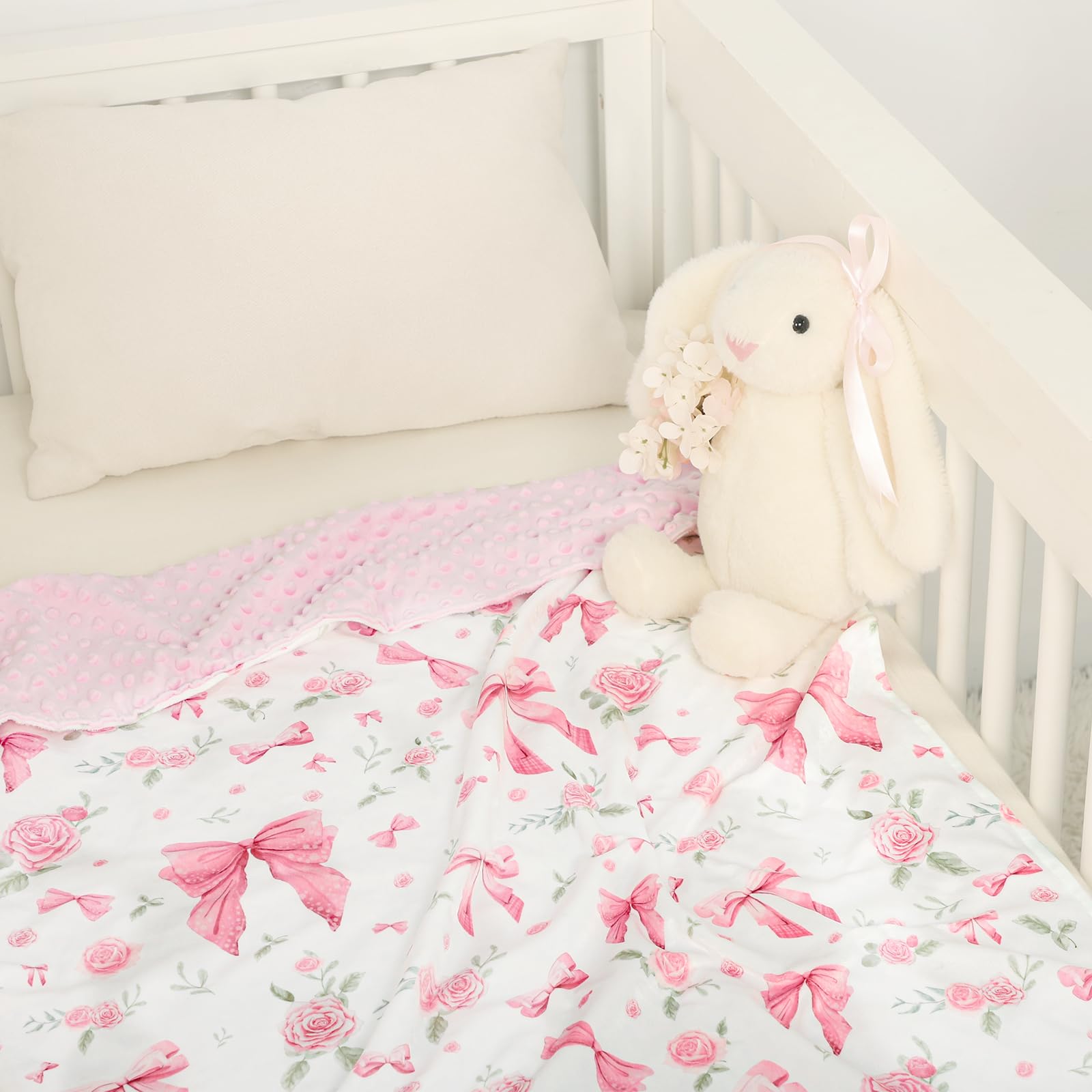Jundetye machine washable blanket for easy, everyday care.