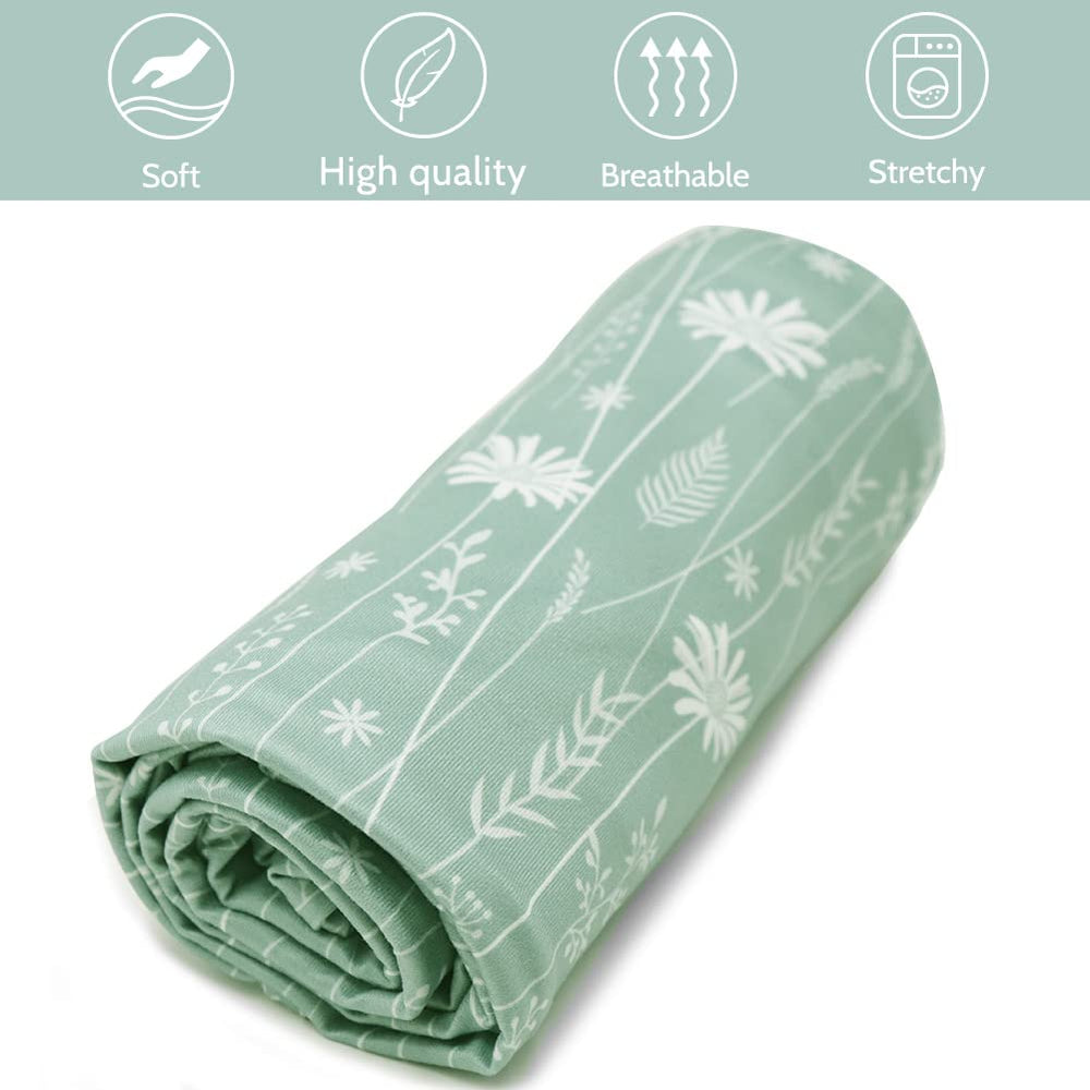 Envelope closure design on Jundetye cover to avoid zipper contact.