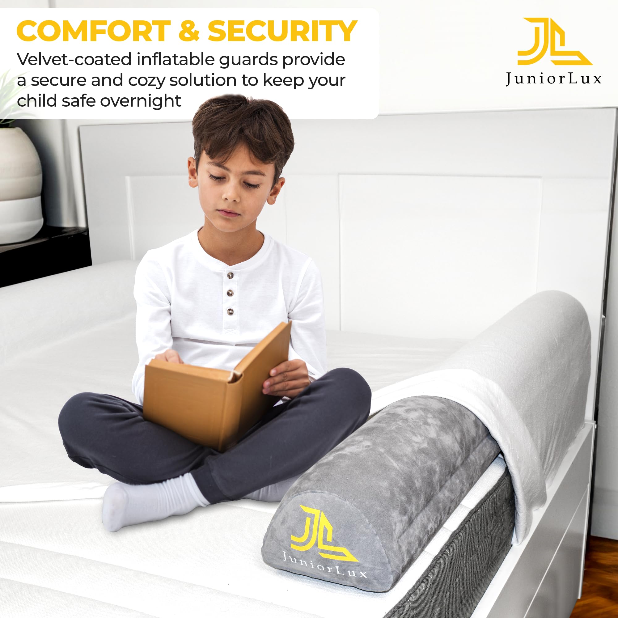 JuniorLux travel bag keeps rails compact and ready for trips.