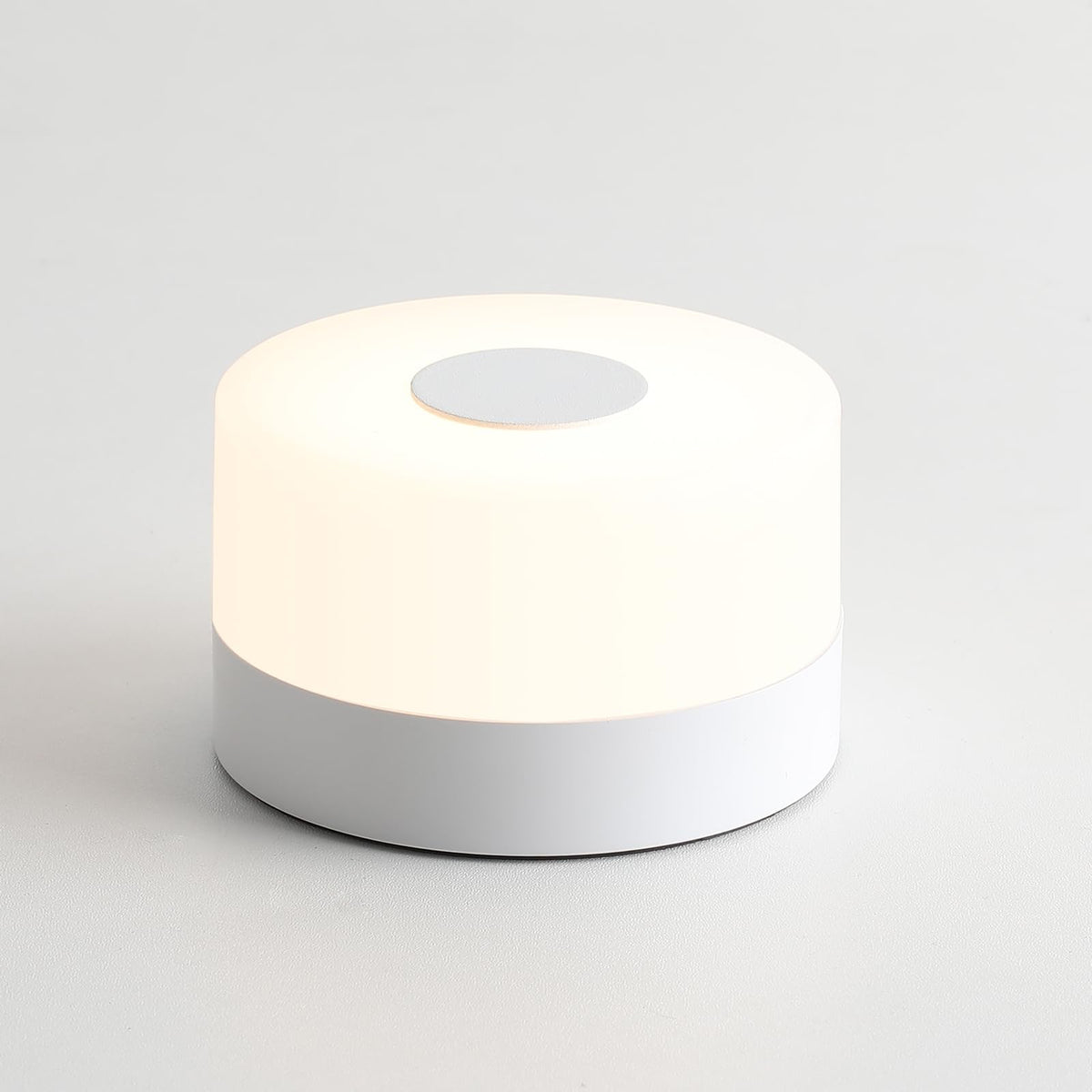 JUSHENG baby night light in nursery with soft glow for nighttime feeding