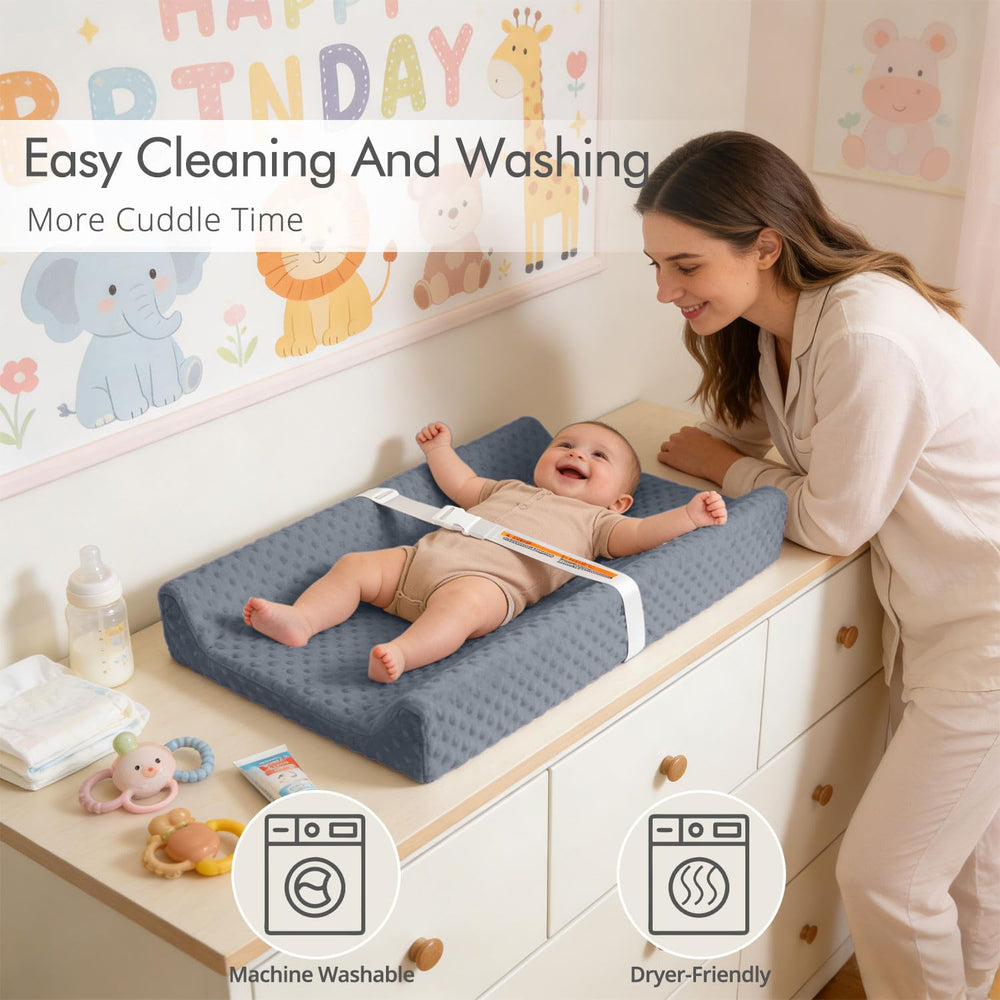 JVEOO elastic bottom band keeps the cover flat on the changing pad