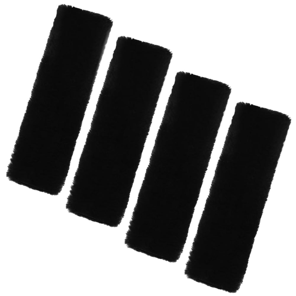 JXJKMMN seatbelt cover in black plush close-up for cozy rides