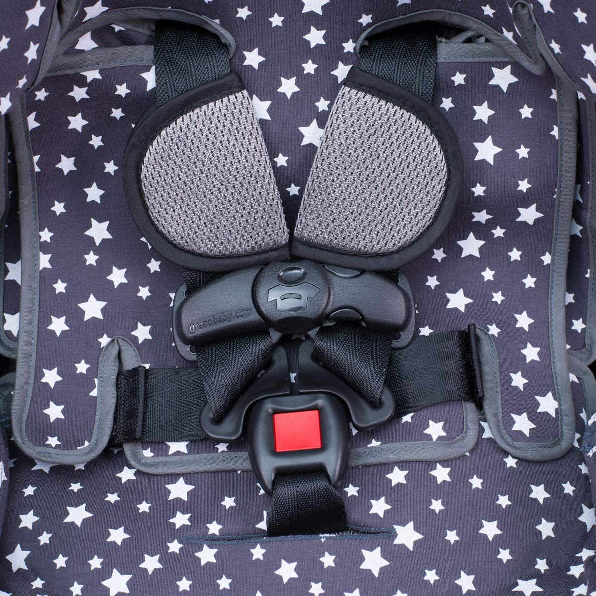 JYOKO Kids made-in-Spain design highlights craftsmanship and quality.