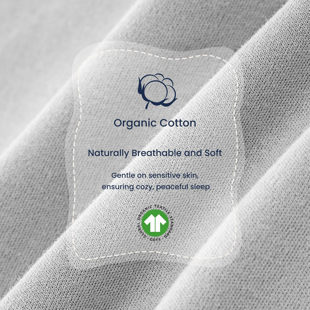 Kaiya Baby bottom zipper enables easy night diaper changes.