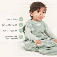 Kaiya Baby sleeping bag dual-zipper bottom entry enables easy nighttime diaper changes.