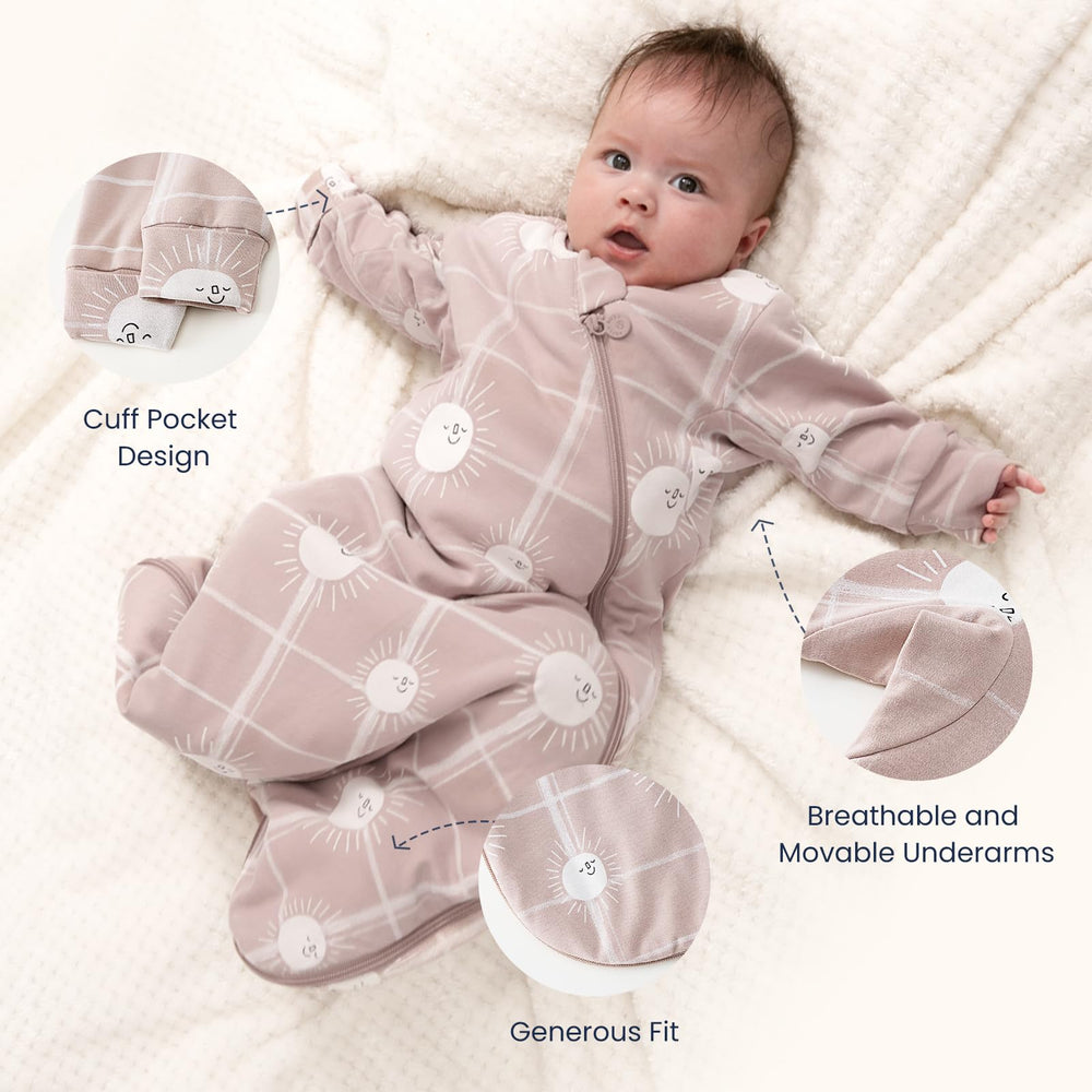 Kaiya Baby sleeping bag with roomy leg area enabling natural movement.