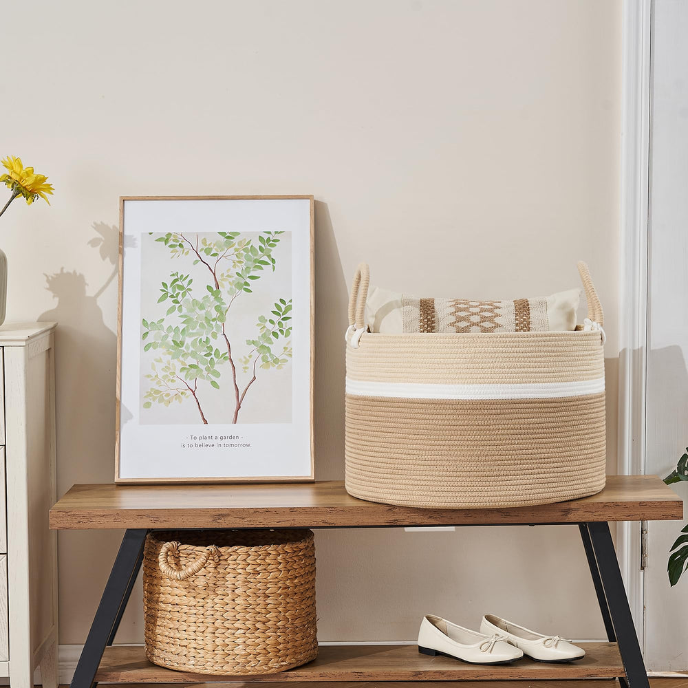 KAKAMAY foldable woven basket demonstrates sturdy rope construction