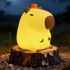 KangTen CHEN Capybara night light front view with soft glow for bedtime