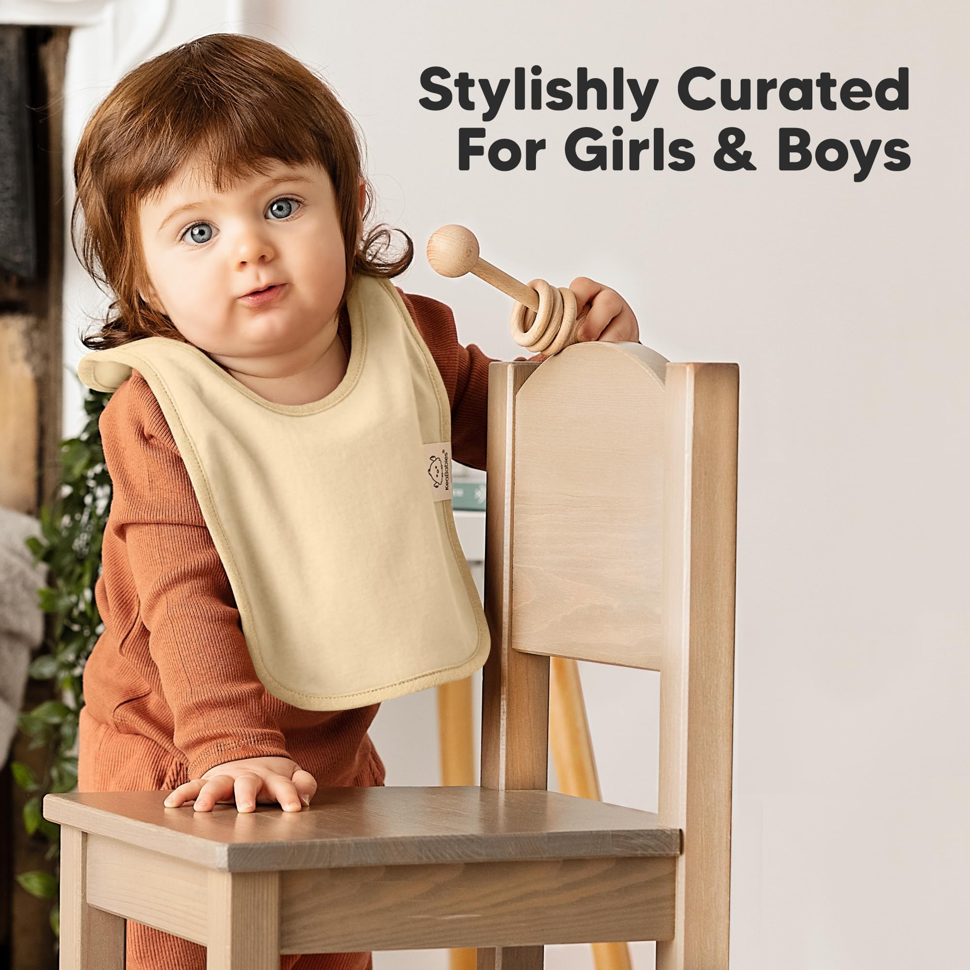 KeaBabies Hallo Bib helps keep baby clothes dry during meals