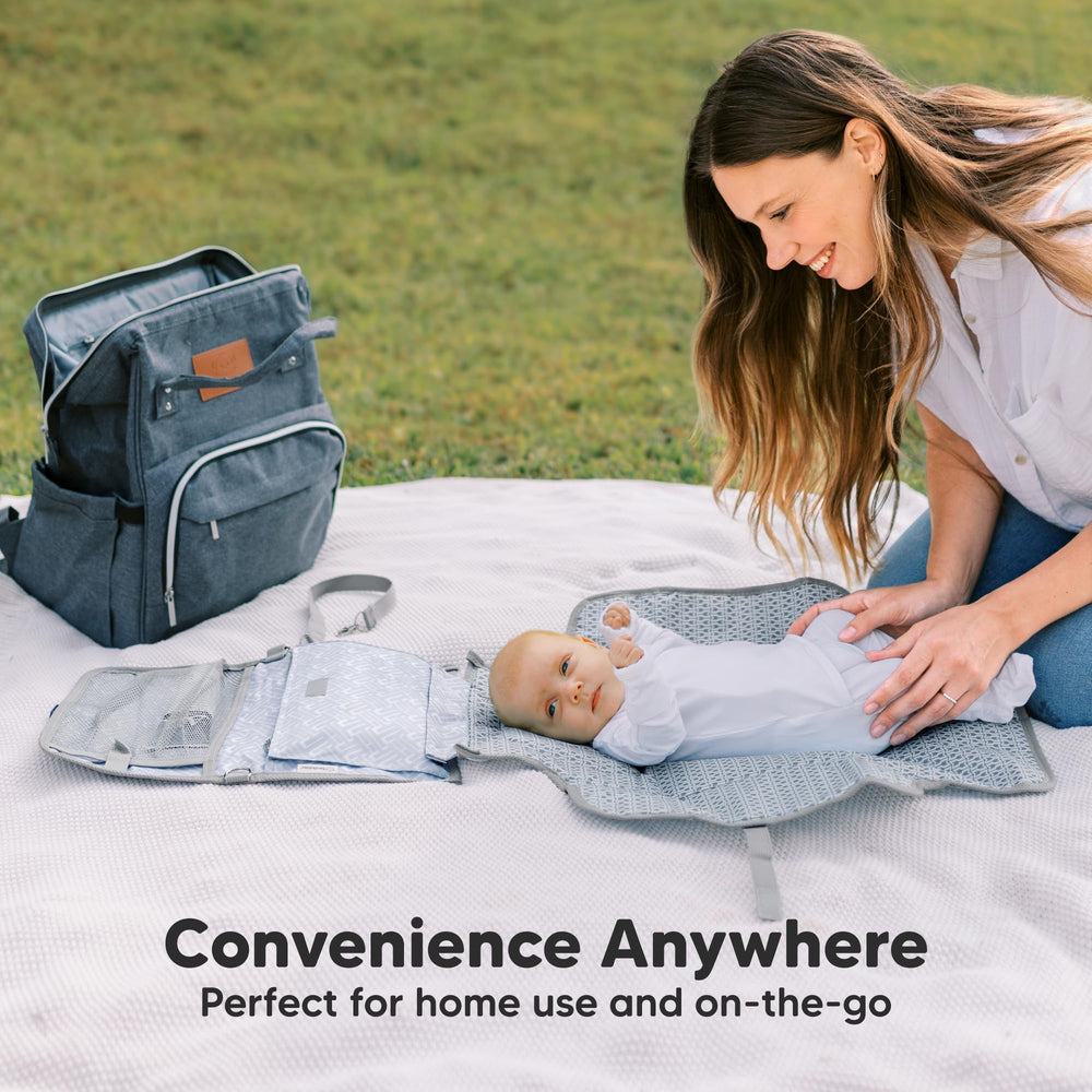KeaBabies waterproof material protects clothes from spills.