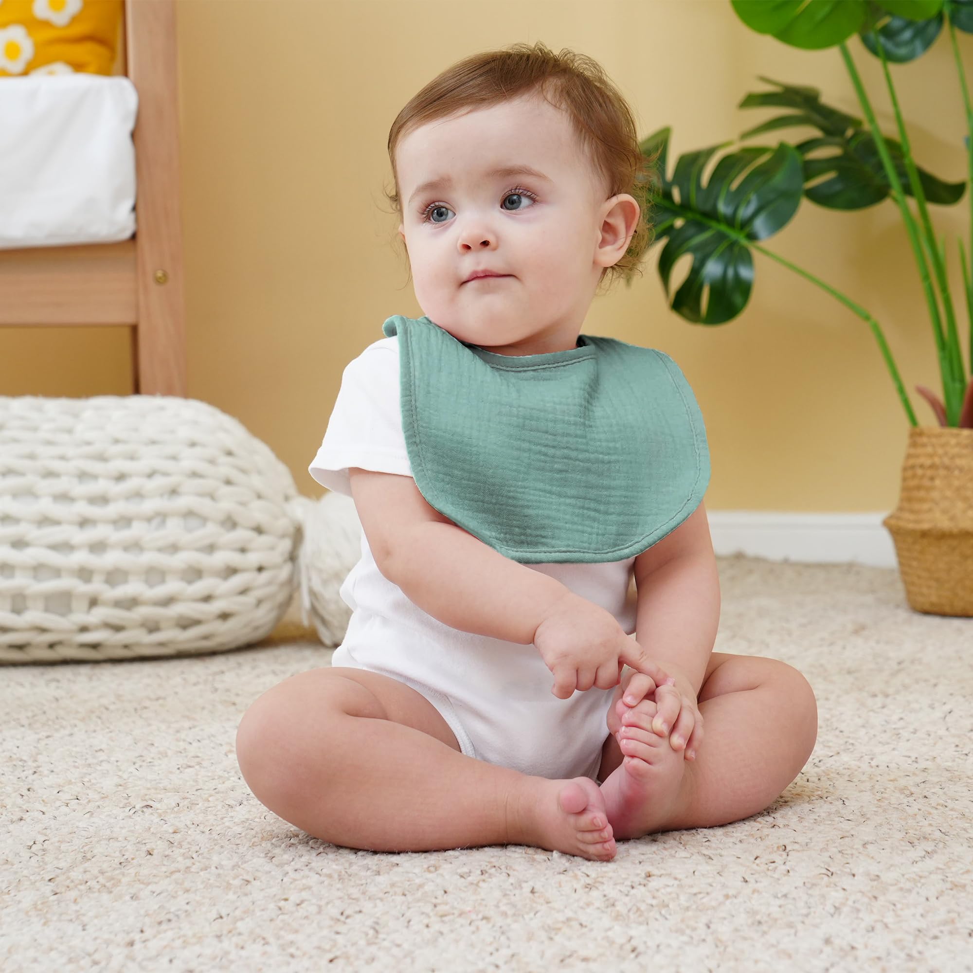 Kewlife gift Serene Blue bib shown in daily wear scenario